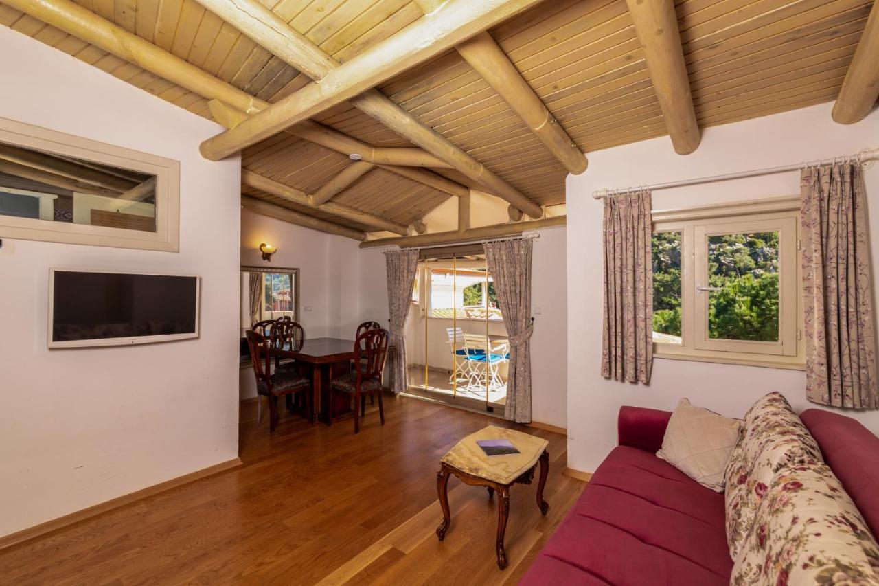 Petunya Konak Boutique Hotel İçmeler Esterno foto
